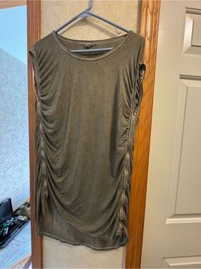Sleeveless Olive Ruched Side Tank
